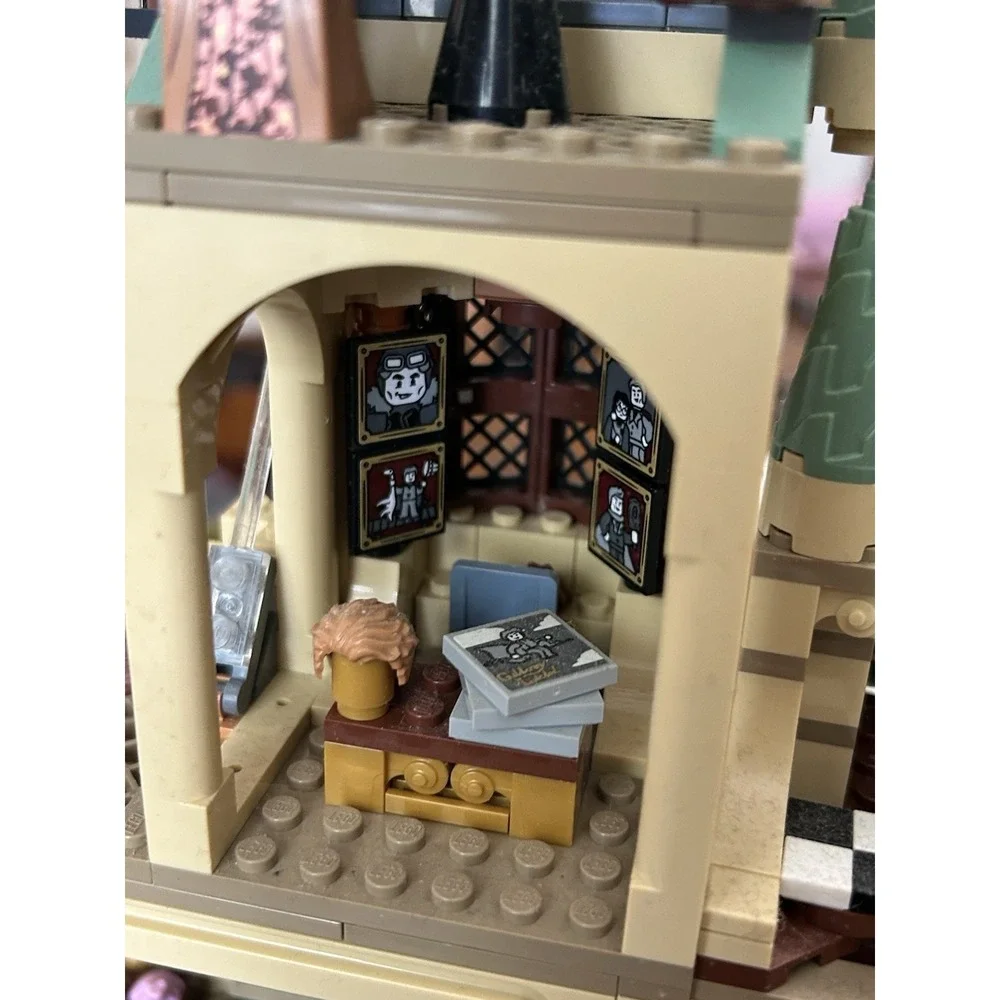 LEGO Harry Potter Hogwarts Chamber of Secrets Set with Minifigures & Basilisk